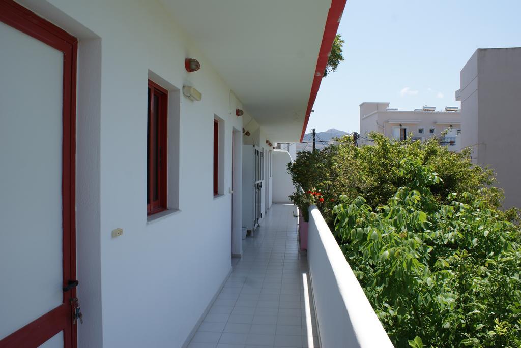 Stam & John Apartments Kos Town Ngoại thất bức ảnh